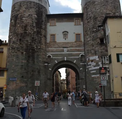 Domus Lucca